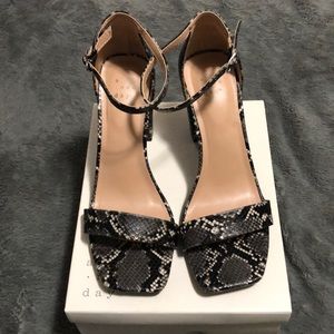 Women’s squared toe heels